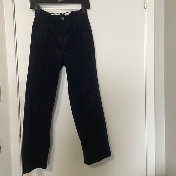 J. Crew Navy Corduroy pants in US 2 - Picture 2 of 4